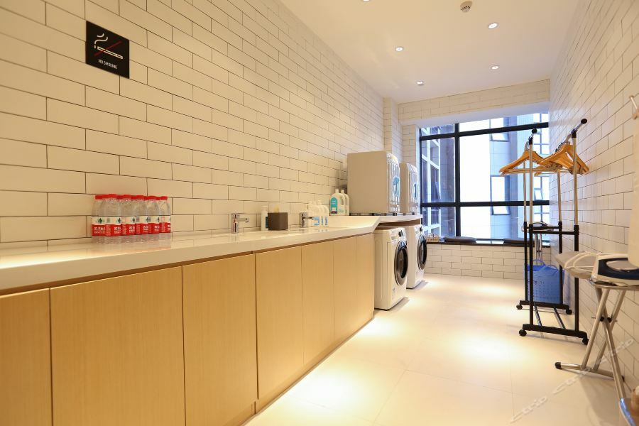 Atour Hotel Maoming 외부 사진